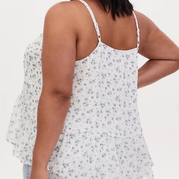 Torrid Crinkled Chiffon Relaxed Cami NWT Size 1X - Picture 4 of 9